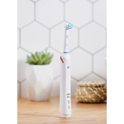 Електрична зубна щітка Braun Oral-B Pro2 2000 Sensi UltraThin (D501.513.2) SU