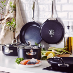 Кастрюля с крышкой GreenPan Barcelona Pro, 24 см, 4,9 л, с керамическим покрытием (CC005334-001)