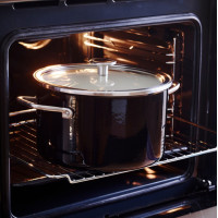 Каструля з кришкою KitchenAid Steel Core, 24 см, 6 л, матовий чорний (CC006001-001)