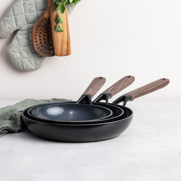 Сковорода GreenPan Eco Smartshape, 24 см з керамічним покриттям (CC006441-001)