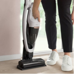 Пилосос ручний для дому Electrolux ES52HB25SH