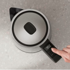 Електрочайник Electrolux E5K1-6ST