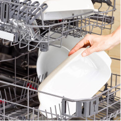 Форма для випічки з кришкою KitchenAid керамогранітна, 8,8х24,8х40,4 см, 3,8 л, кремовий колір (CC006109-001)