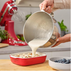 Форма для випічки з кришкою KitchenAid керамогранітна, 7,5х19,5х32,8 см, 1,9 л колір червоний (CC006106-001)