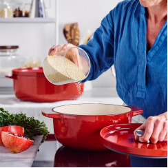 Кастрюля чугунная с крышкой KitchenAid, 26 см, 5,2 л, красная (CC006060-001)