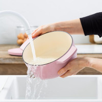 Кастрюля чугунная с крышкой KitchenAid, 22 см, 3,3 л, цвет сухая роза (CC007430-001)